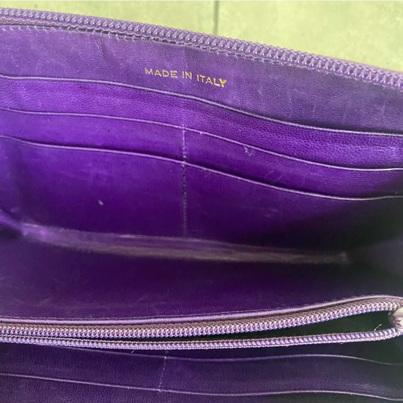Vintage Prada purple quilted zip around wallet - Picture 3 of 12